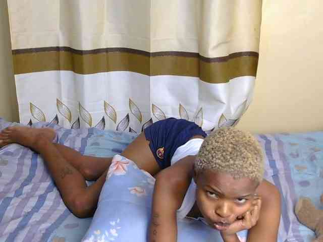 Essyfreaky webcam