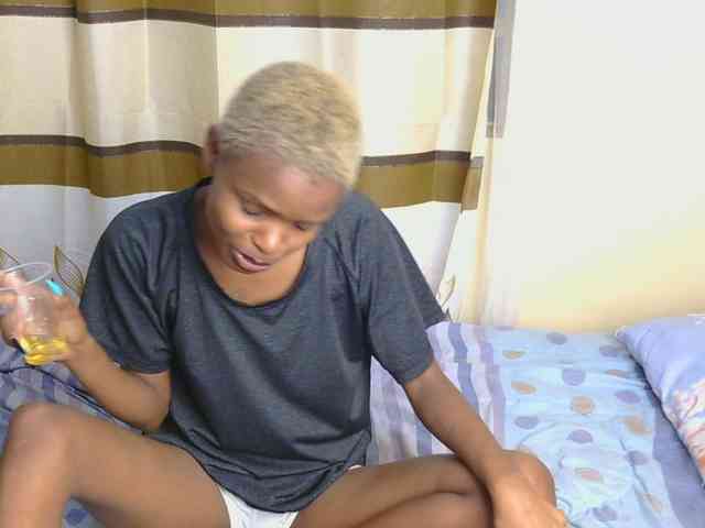 Essyfreaky webcam