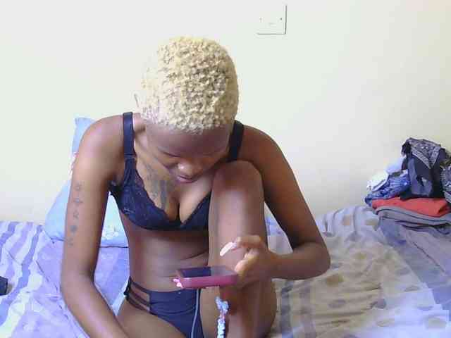 Essyfreaky webcam