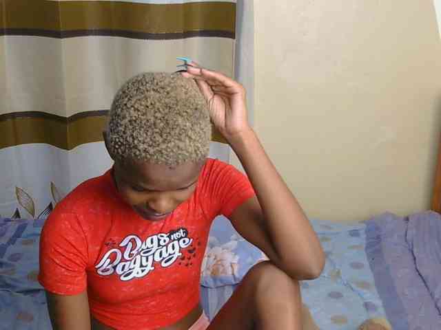 Essyfreaky webcam
