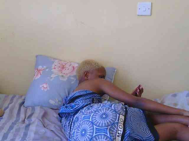 Essyfreaky webcam