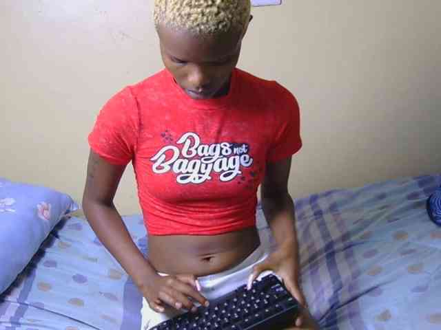 Essyfreaky webcam