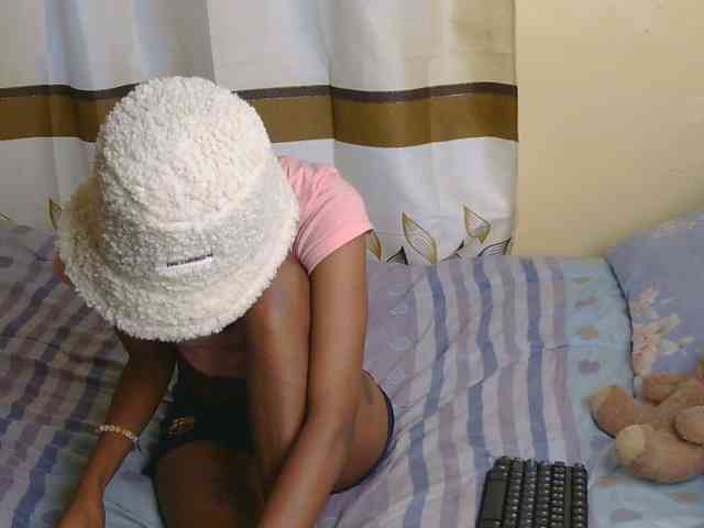 Essyfreaky webcam