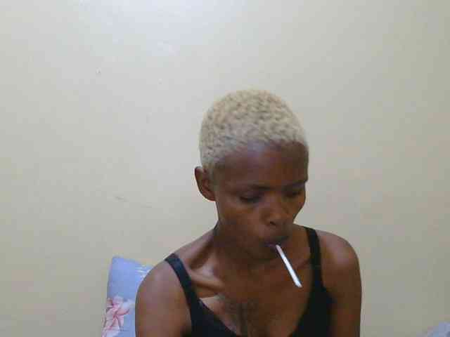 Essyfreaky webcam