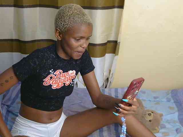 Essyfreaky webcam