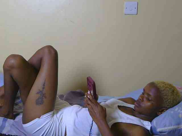 Essyfreaky Essyfreaky