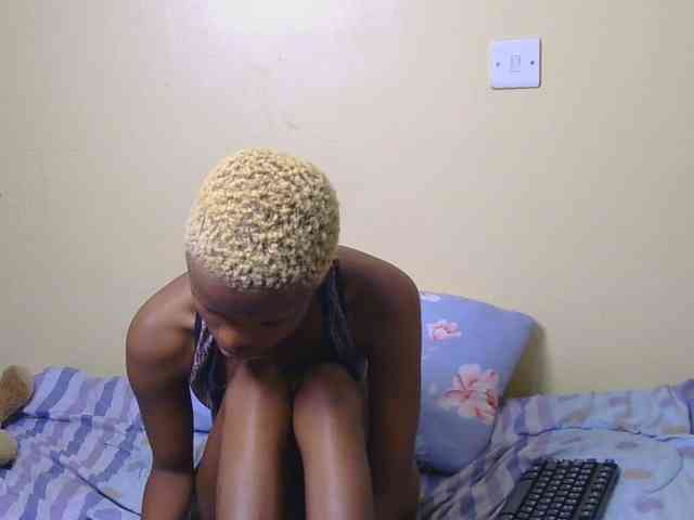 Essyfreaky webcam