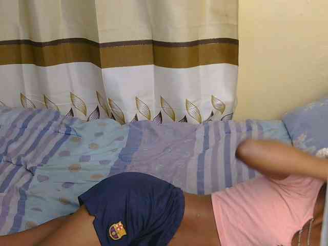 Essyfreaky webcam