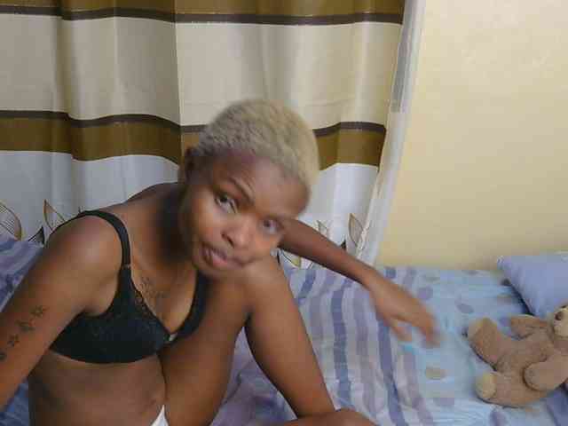 Essyfreaky webcam