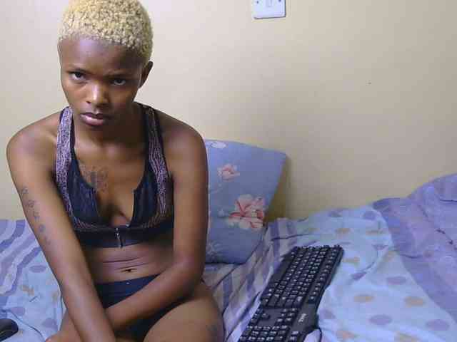 Essyfreaky webcam
