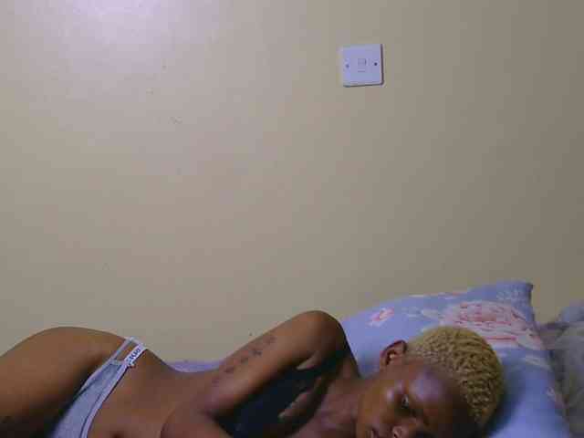 Essyfreaky webcam