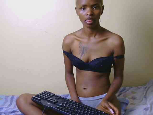 Essyfreaky webcam