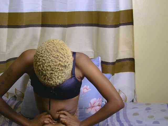 Essyfreaky webcam