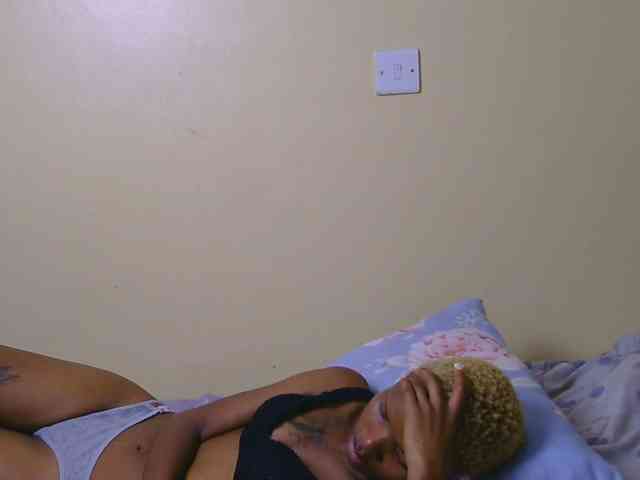 Essyfreaky webcam