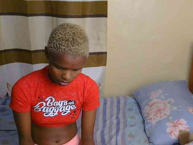 Essyfreaky webcam