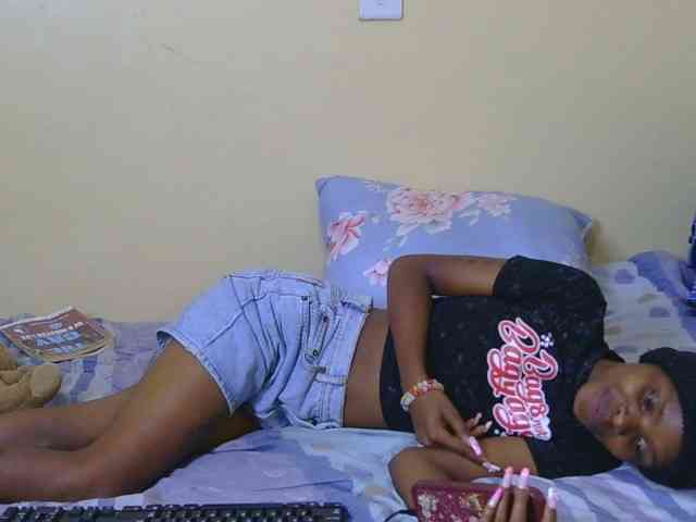 Essyfreaky webcam