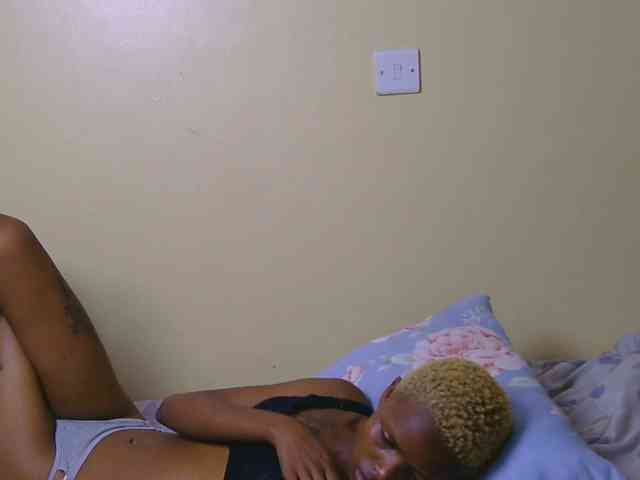 Essyfreaky webcam