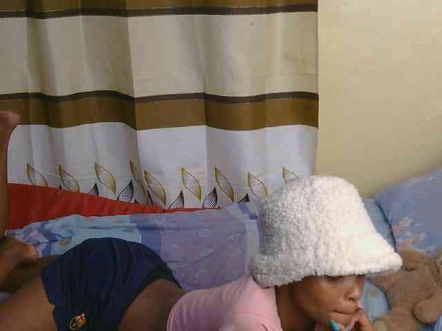 Essyfreaky webcam