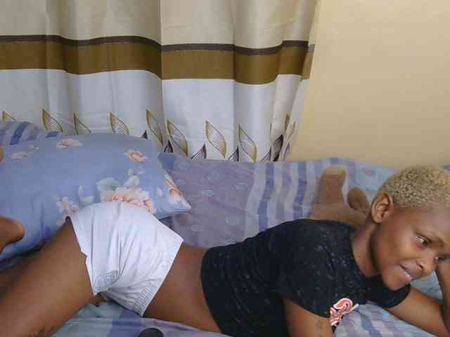 Essyfreaky webcam