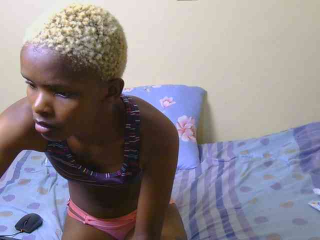 Essyfreaky webcam