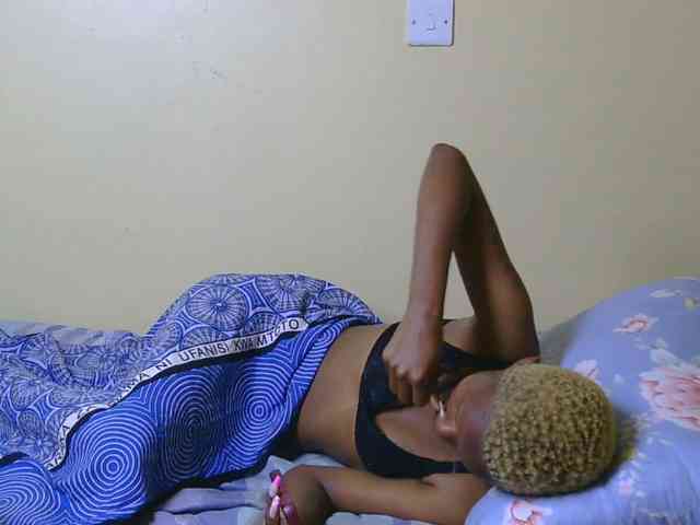 Essyfreaky webcam