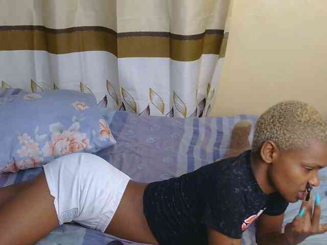 Essyfreaky webcam
