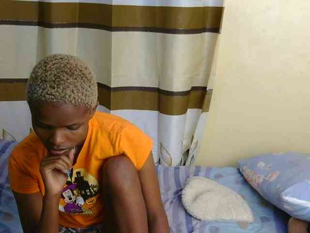 Essyfreaky webcam