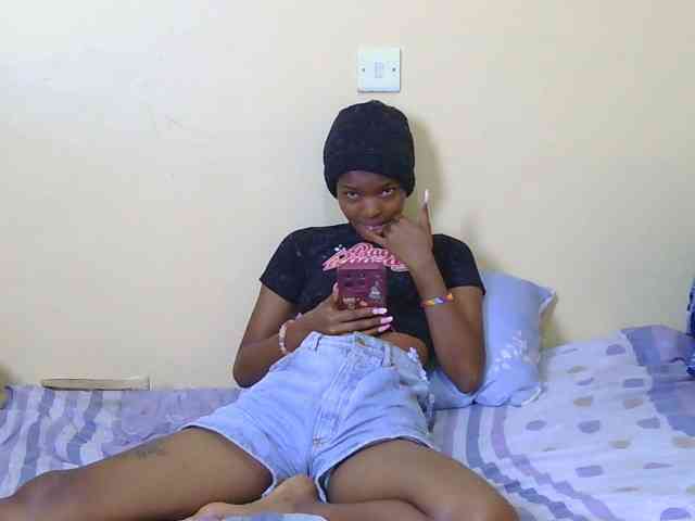 Essyfreaky webcam