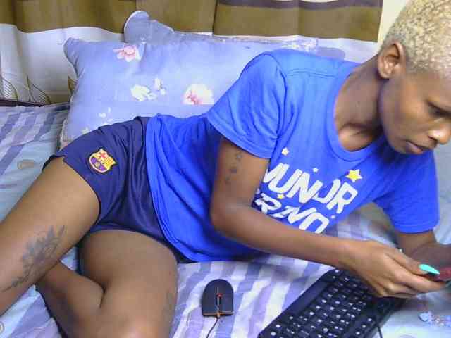 Essyfreaky webcam