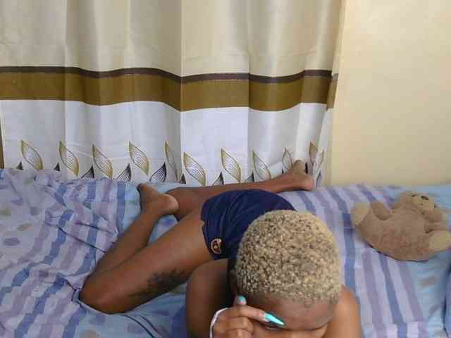 Essyfreaky webcam