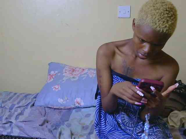 Essyfreaky webcam