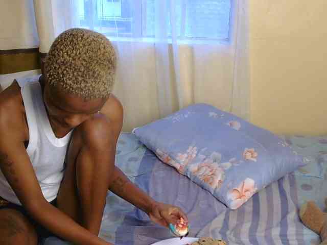 Essyfreaky webcam