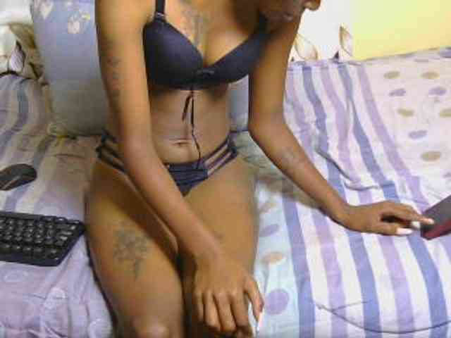 Essyfreaky webcam