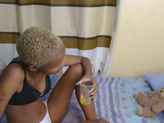 Essyfreaky webcam