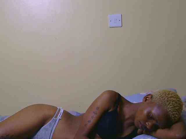 Essyfreaky webcam