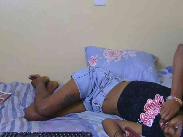 Essyfreaky webcam