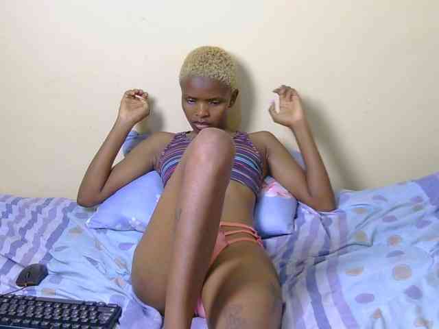 Essyfreaky webcam