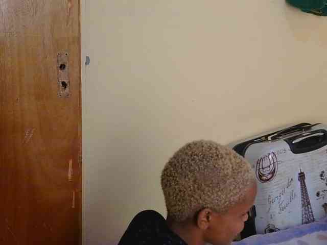 Essyfreaky webcam