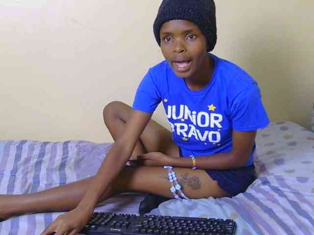 Essyfreaky webcam