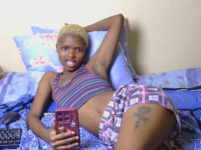 Essyfreaky webcam
