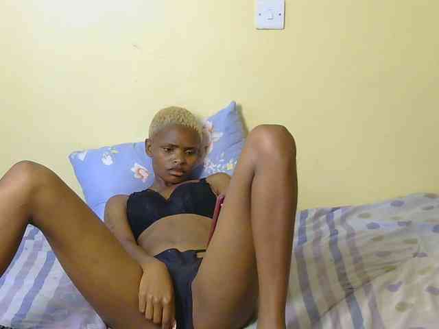 Essyfreaky webcam