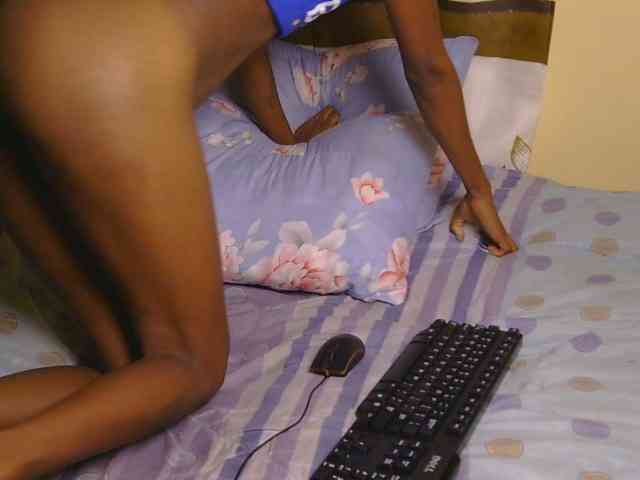 Essyfreaky webcam