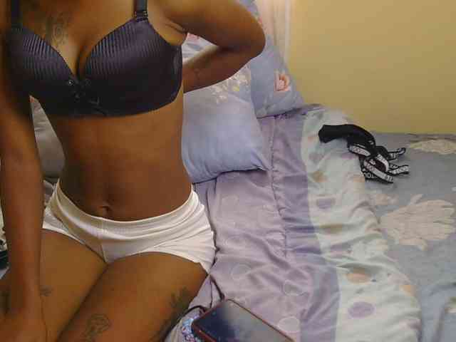 Essyfreaky webcam