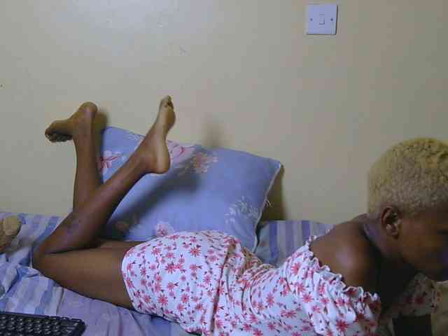 Essyfreaky webcam