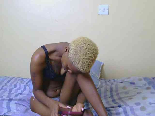 Essyfreaky webcam