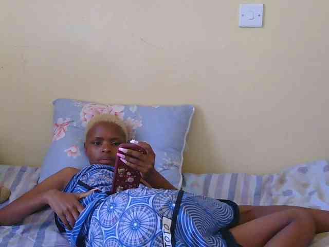Essyfreaky webcam