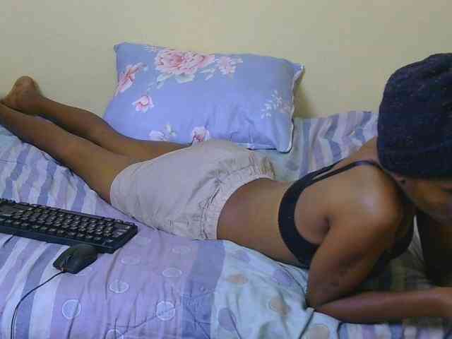 Essyfreaky webcam