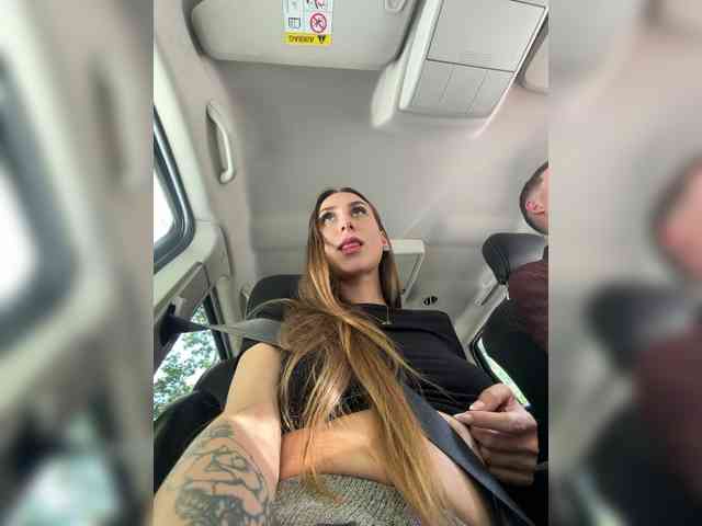 Layla69 webcam