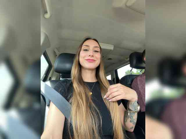 Layla69 webcam