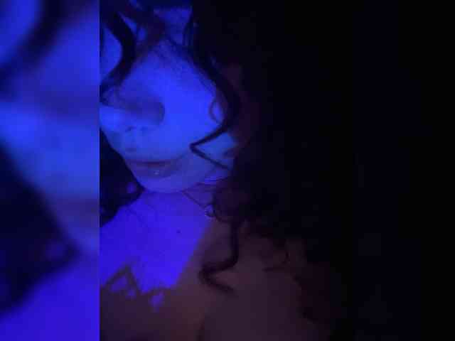 Suka990 webcam